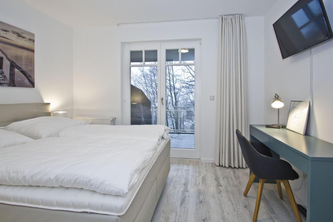 Ferienresidenz Zwei Bodden Fewo2-8 - Balkon, Sauna, Kamin Lietzow Exteriér fotografie