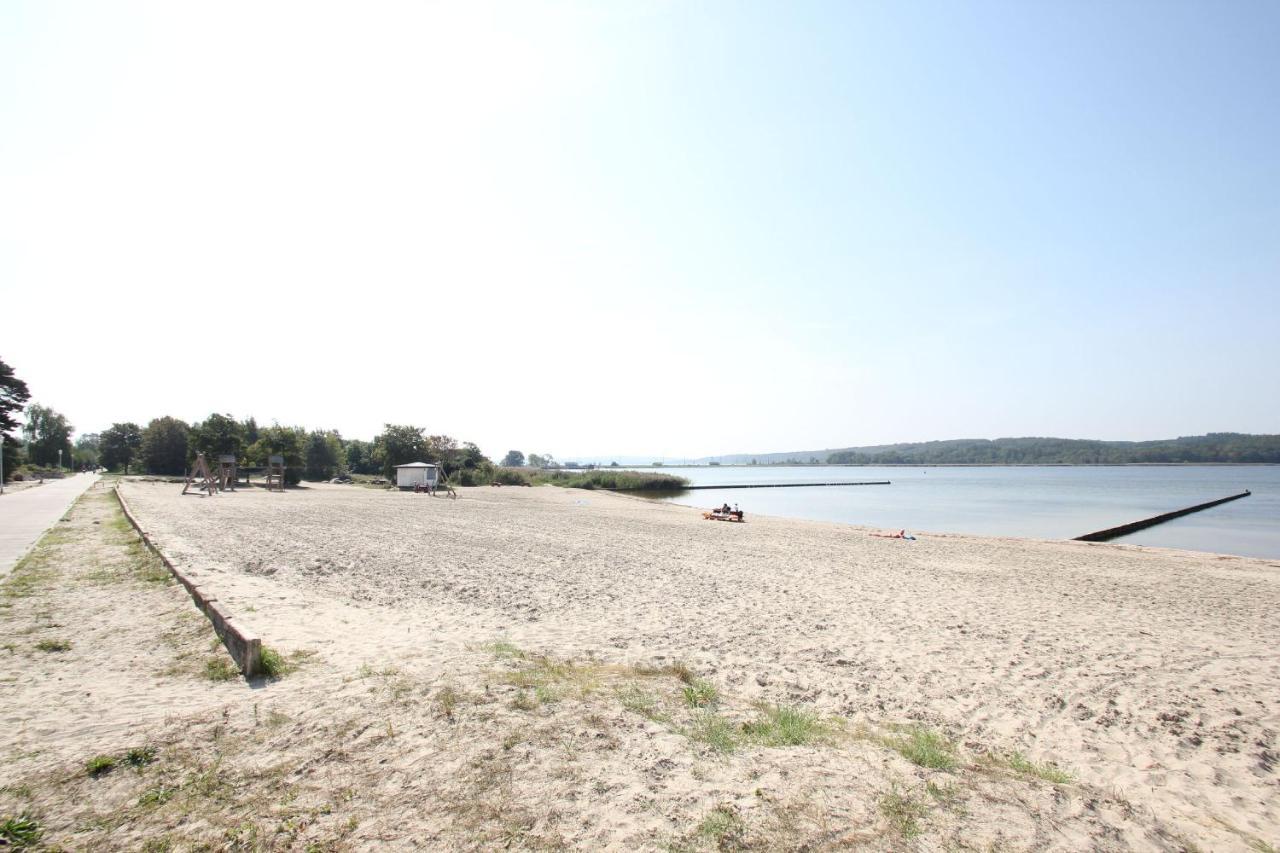 Ferienresidenz Zwei Bodden Fewo2-8 - Balkon, Sauna, Kamin Lietzow Exteriér fotografie